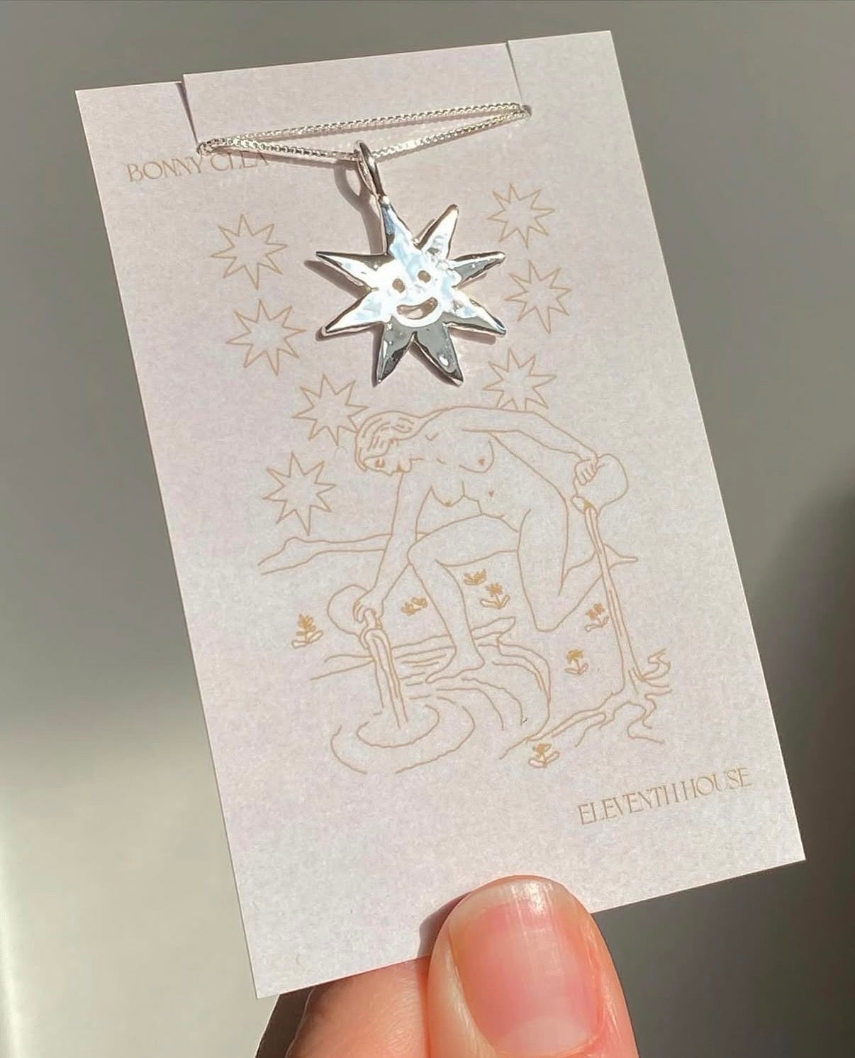 L'étoile Necklace