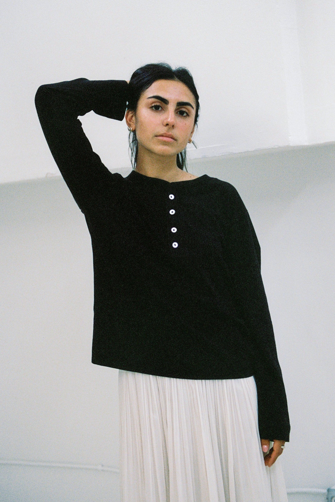 Black Hemp Bay Henley