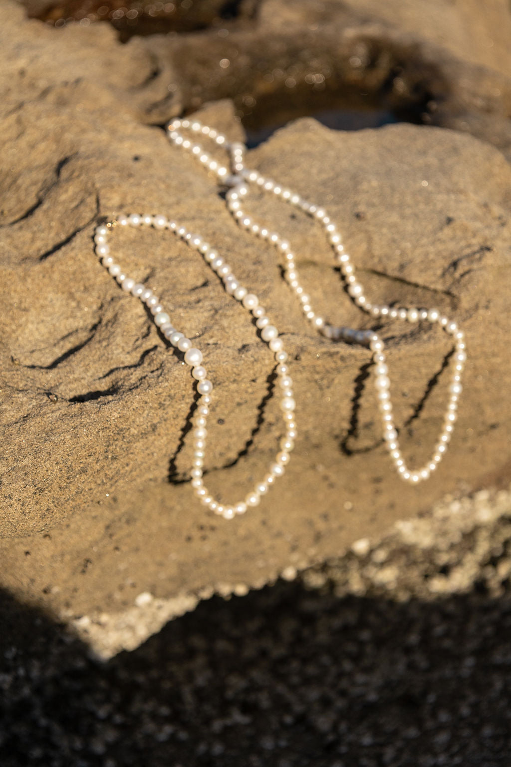 Short Bubble Pearl Strand