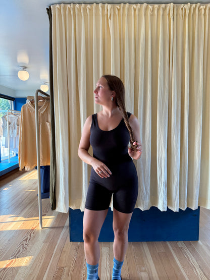Black Singlet