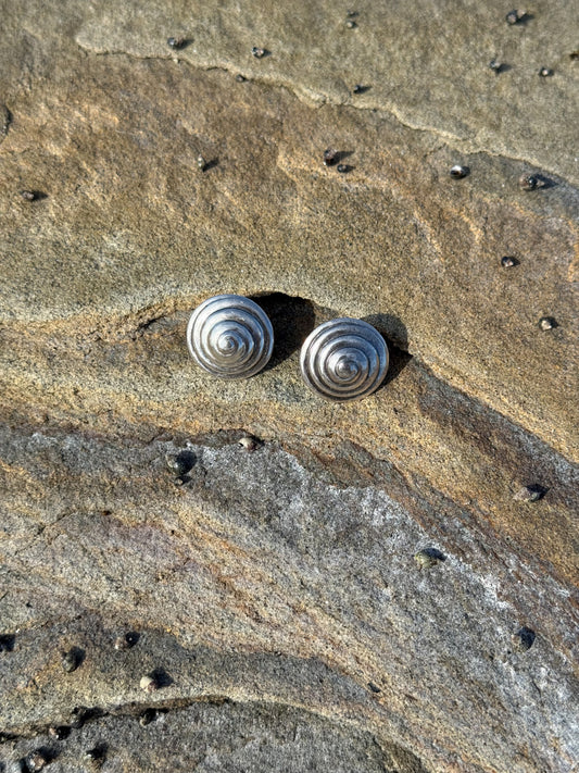 Spiral Studs