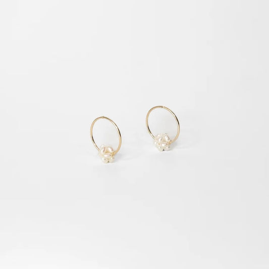Pearl Pom Pom Hoop